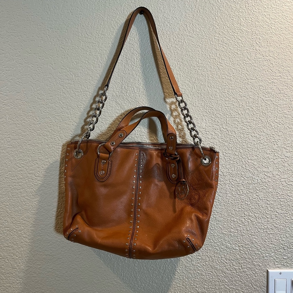 MICHAEL Michael Kors Tan Leather Shoulder Bag